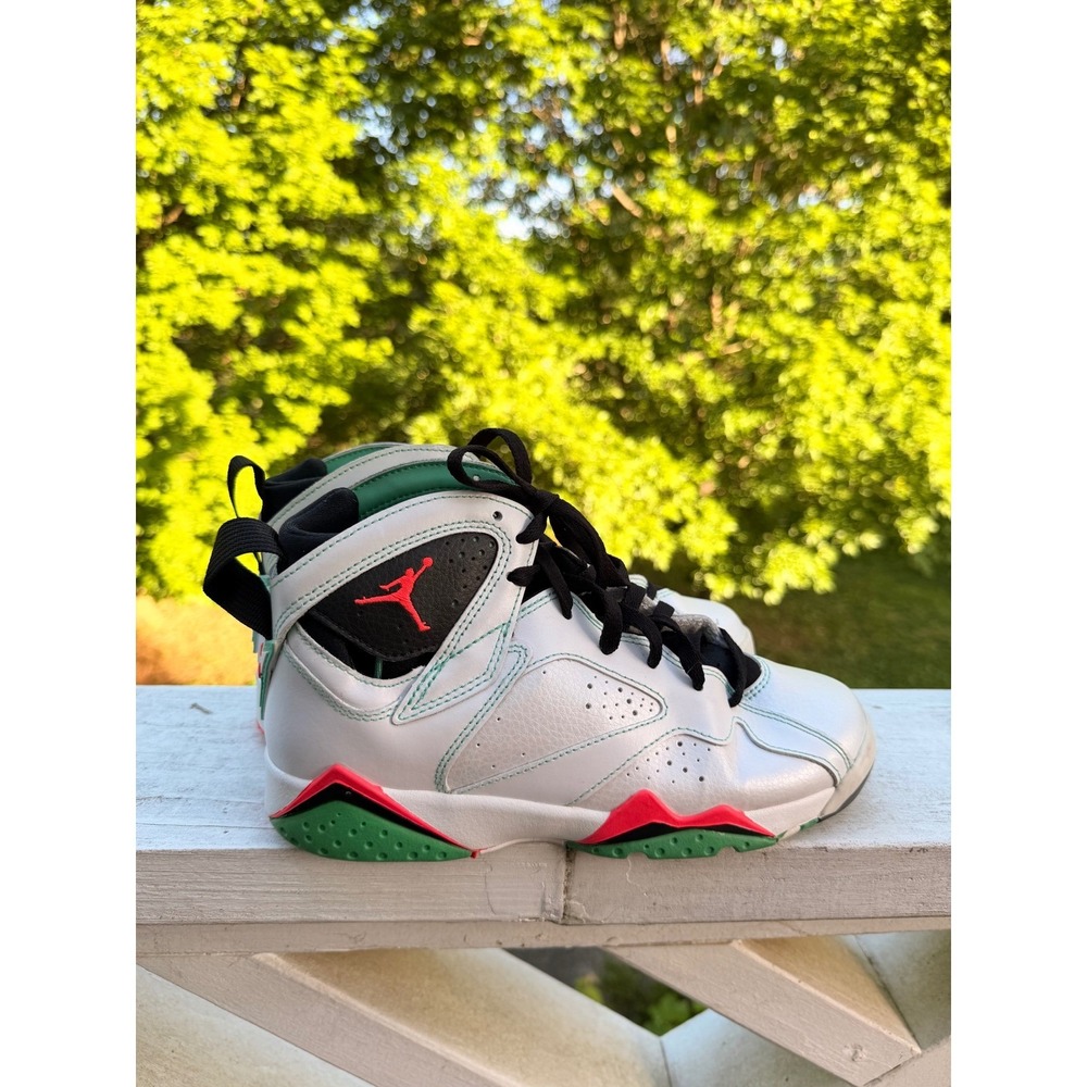 Air Jordan 7 Retro Hare 2.0 Neutral Grey White Pink Green Sneakers CT8529-002